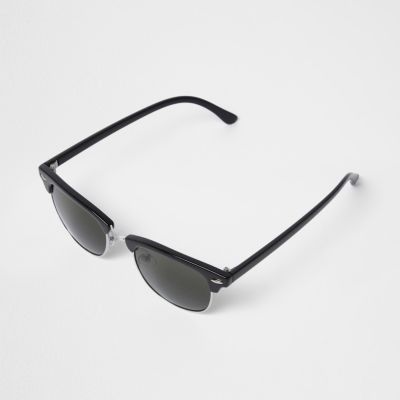 Black retro sunglasses